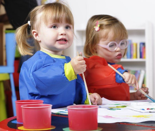 Soaring childcare fees force UK parents to reduce working hours, study shows